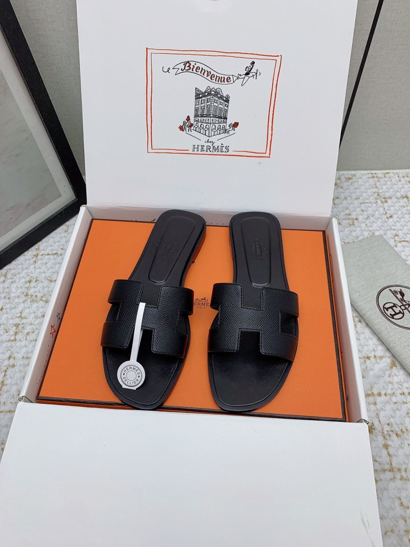 H**me5 slippers